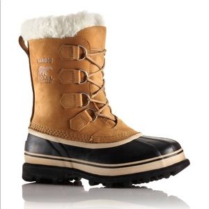 Sorel Caribou boot size 8